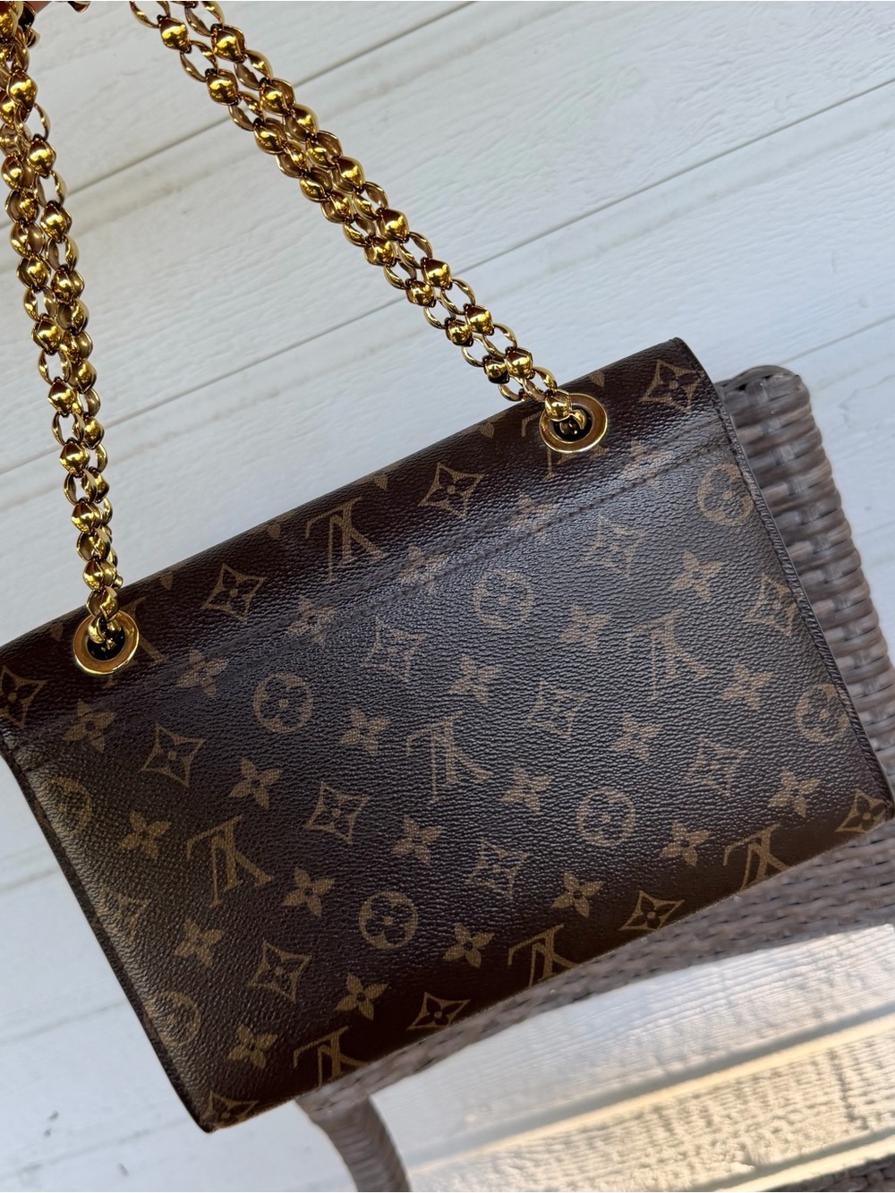 Authentic LV Victoire Monogram - Picture 9 of 16